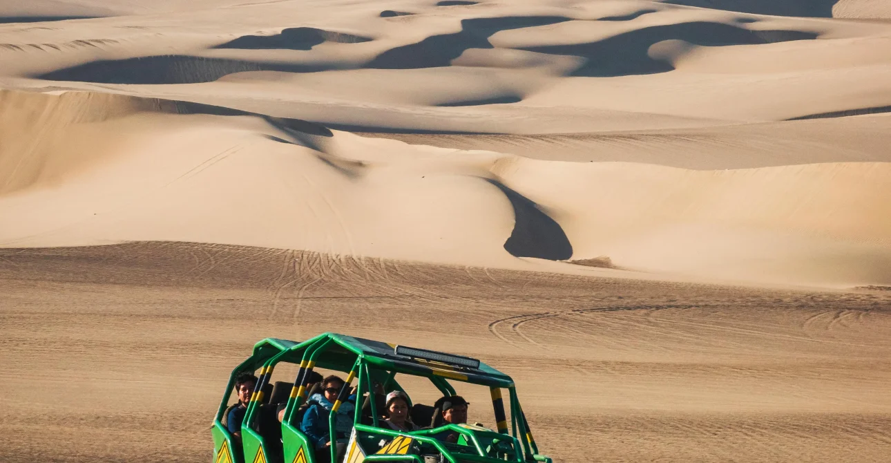Huacachina: Guía completa para dominar las dunas y el Sandboarding